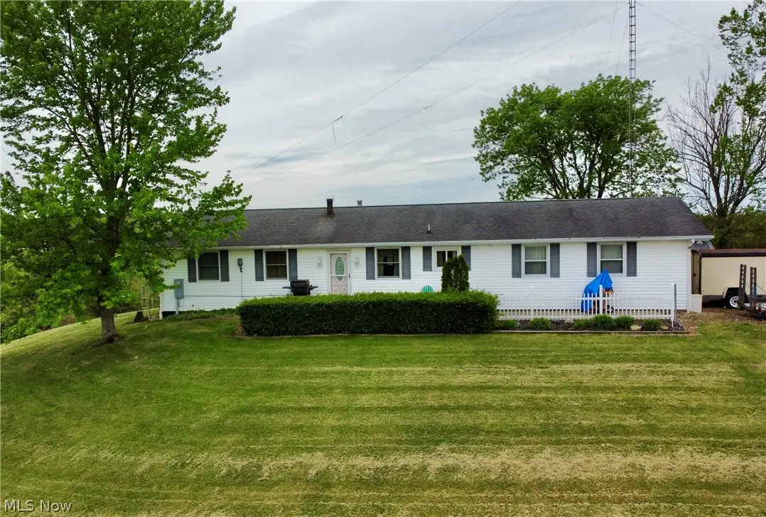 905 W Union Road, Norwich, OH 43767 - #1