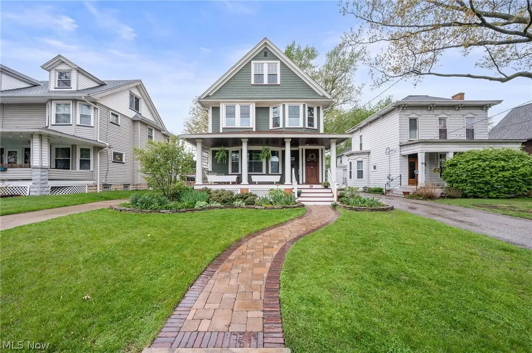 1358 Summit Avenue, Lakewood, OH 44107 - #1
