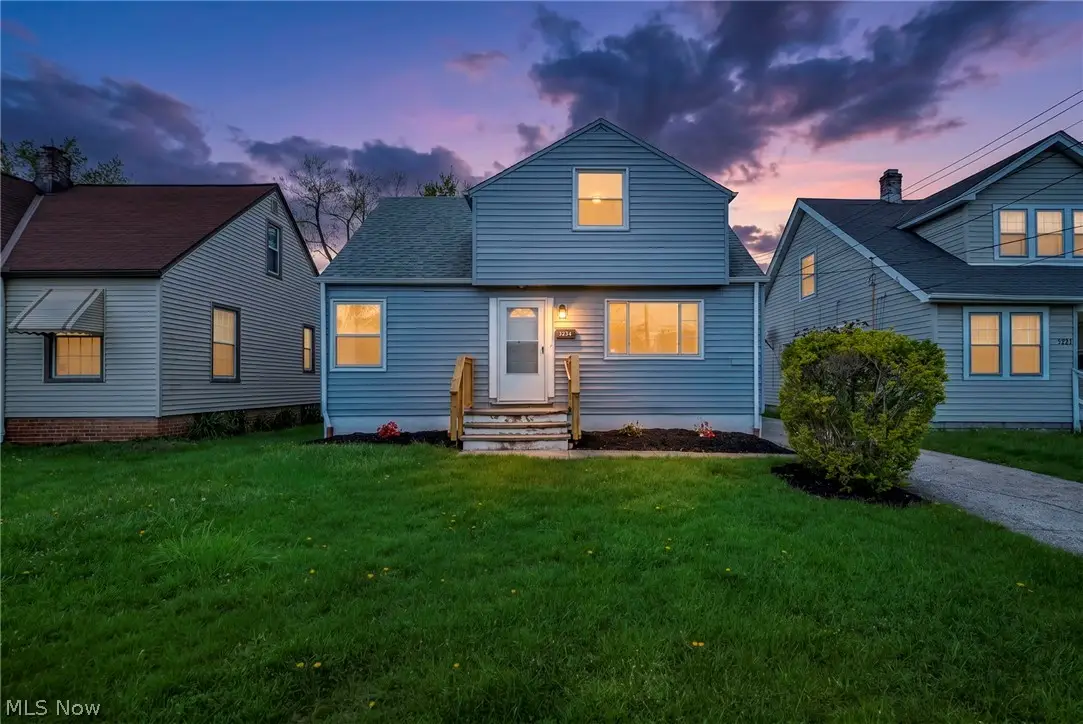 5234 Henry Street, Maple Heights, OH 44137 - #1