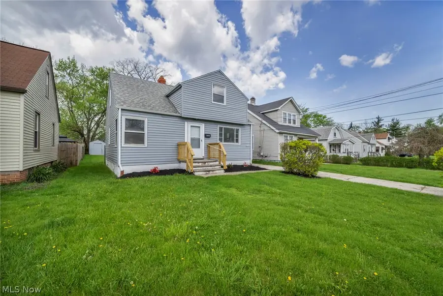 5234 Henry Street, Maple Heights, OH 44137 - #3