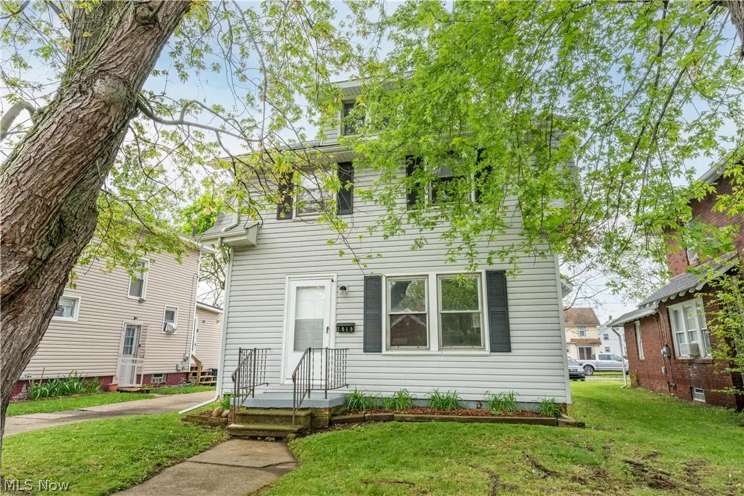 2910 13th Nw Street, Canton, OH 44708 - #1