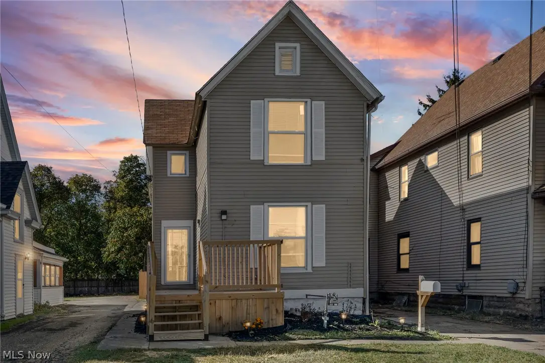 366 Oberlin Avenue, Lorain, OH 44052 - #1