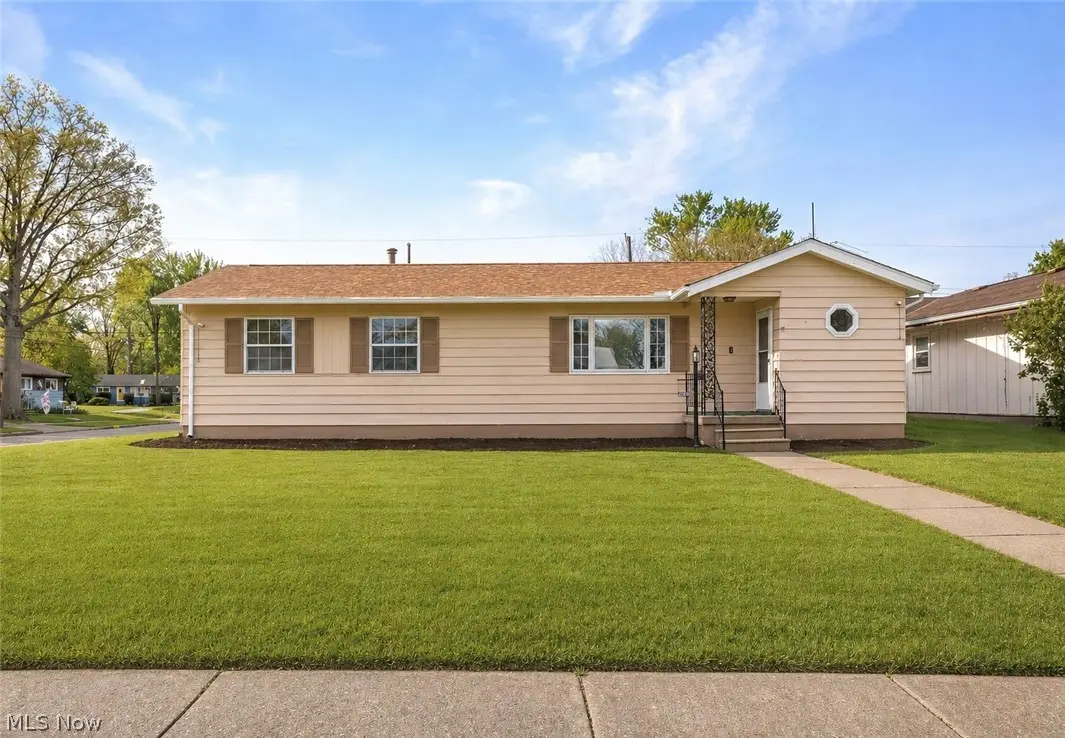 2456 Jackson Street, Lorain, OH 44052 - #1