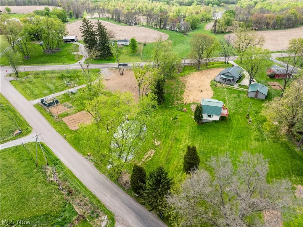 5884 State Route 93 Nw, Dundee, OH 44624 - #1