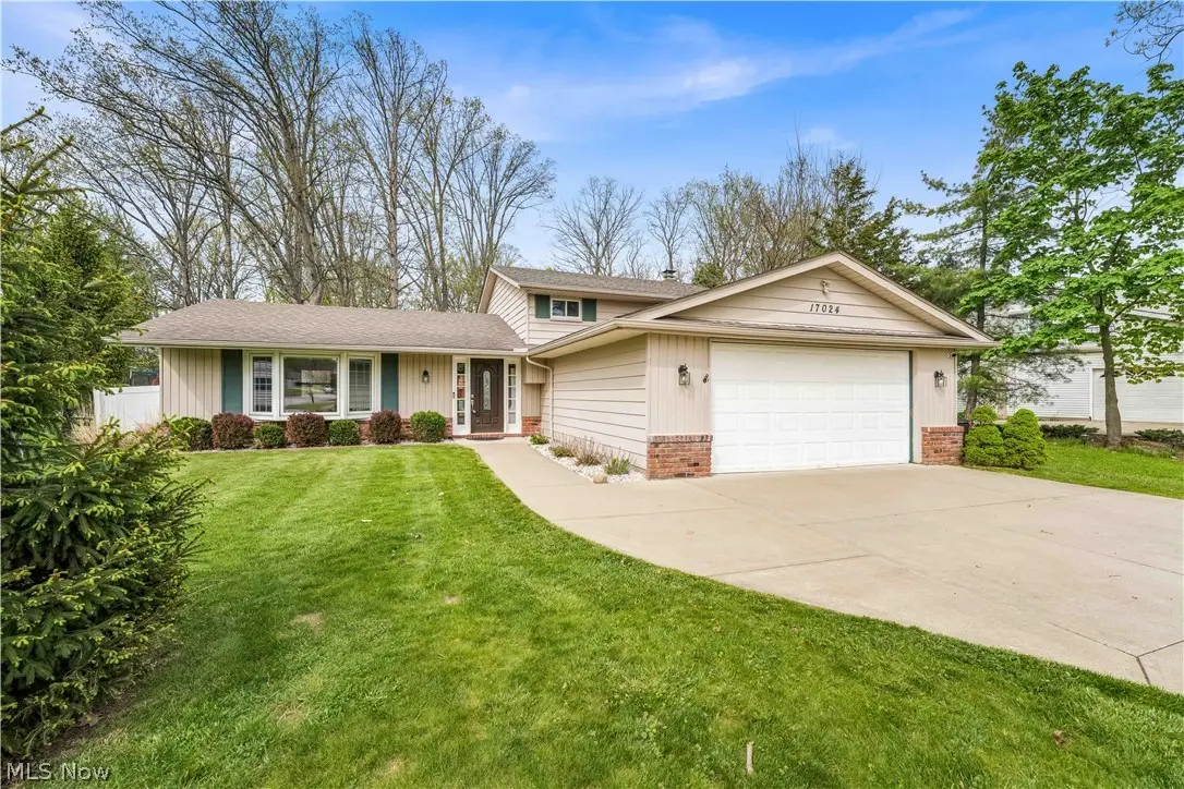 17024 Hunting Meadows Drive, Strongsville, OH 44136 - #1