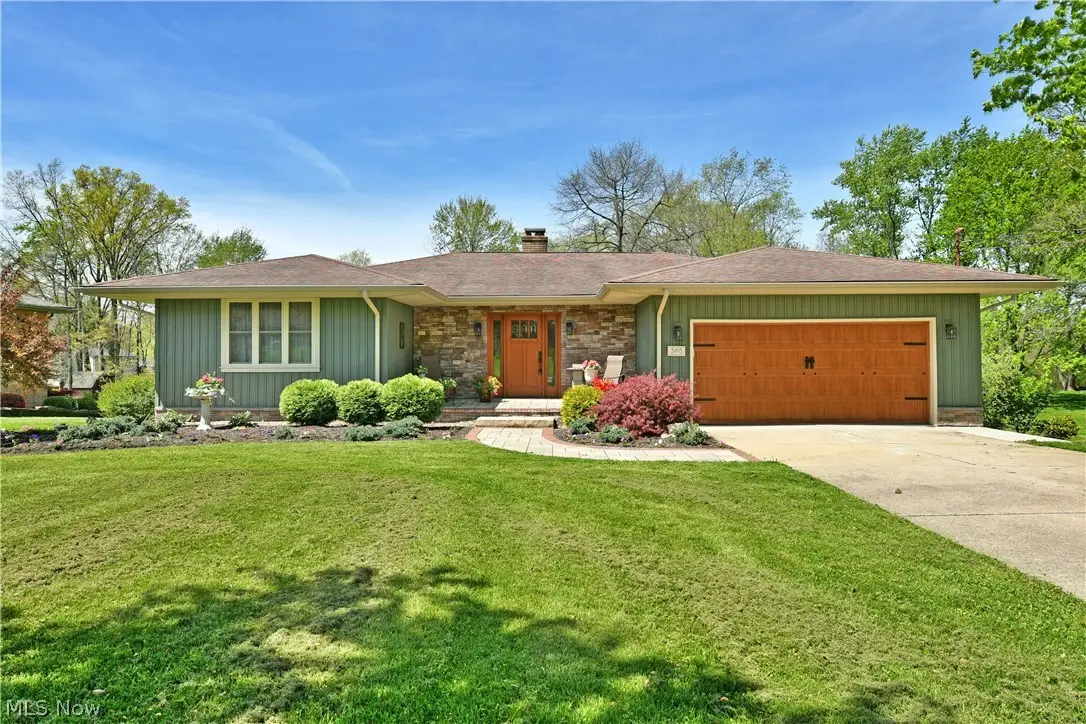 3203 Morrow Drive, Cortland, OH 44410 - #1