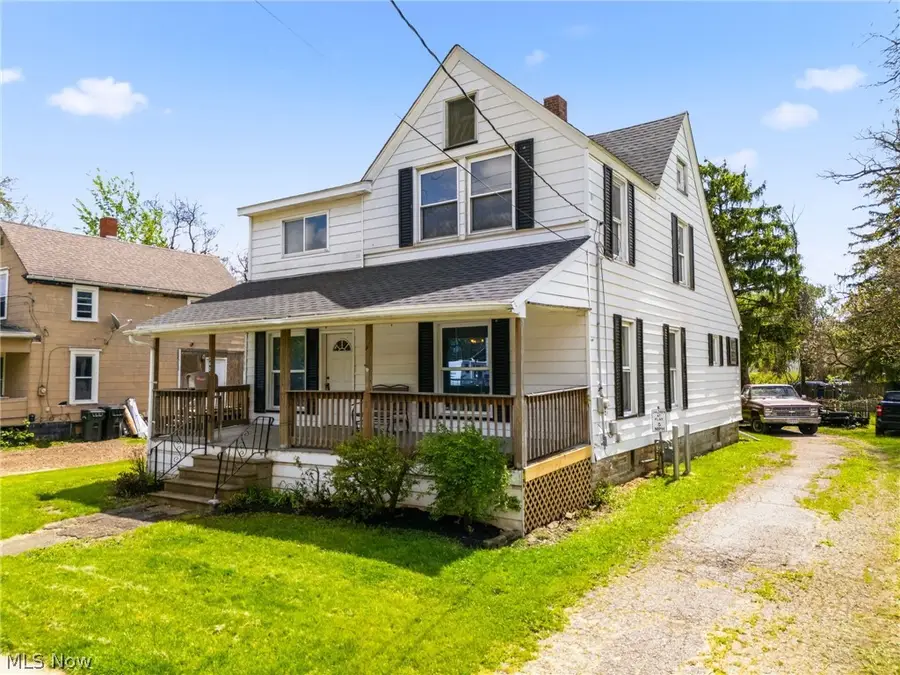 340 Lowell Street, Elyria, OH 44035 - #2
