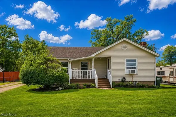 8242-8244 Navarre Sw Road, Massillon, OH 44646