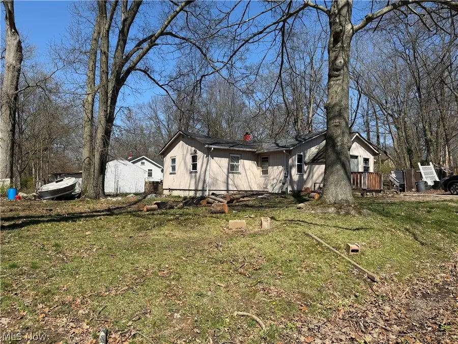 189 W Vista Avenue, Akron, OH 44319 - #3
