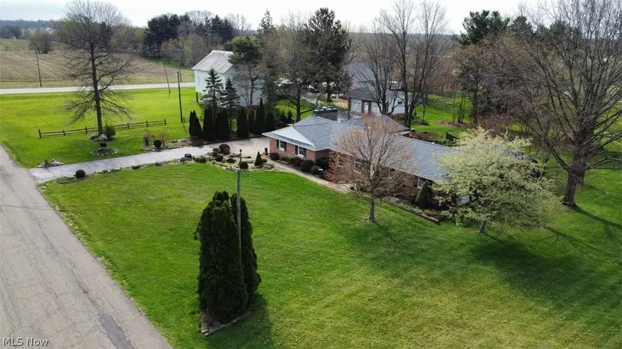 7470 Gayview Street, Louisville, OH 44641 - #2
