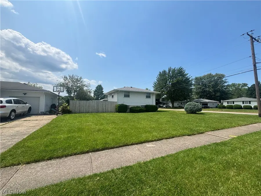 2501 W 40th Street, Lorain, OH 44053 - #2
