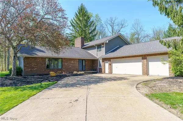 230 Salem Court, Hinckley, OH 44233