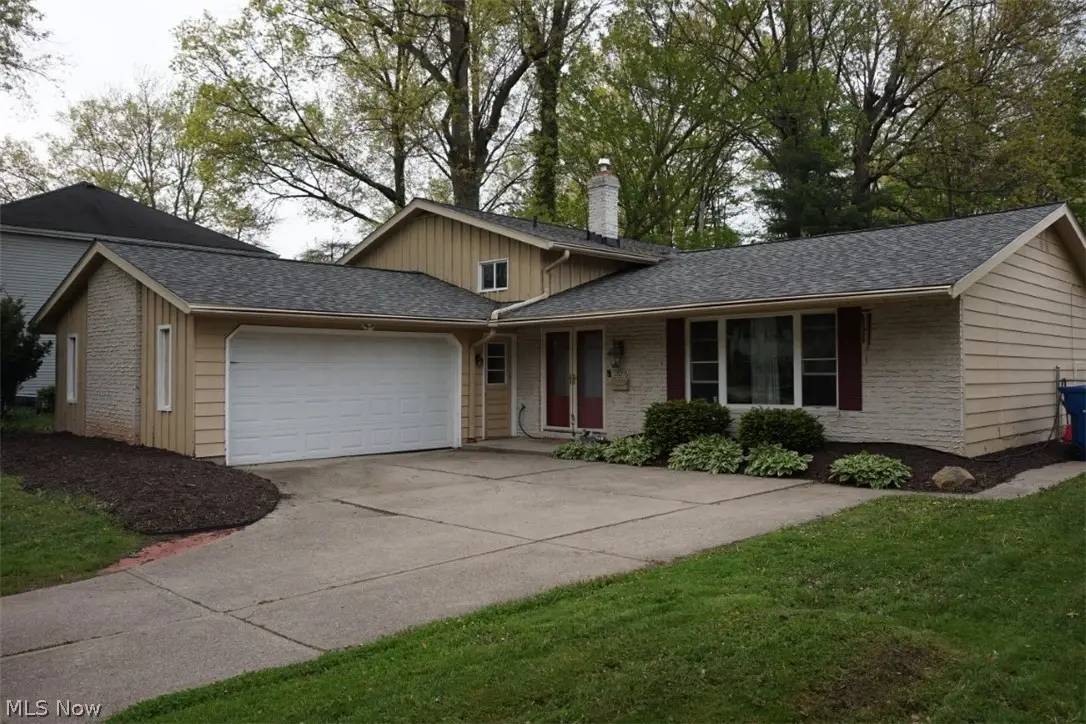 28096 Edgepark Drive, North Olmsted, OH 44070 - #1
