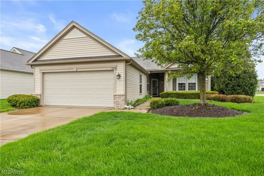9428 Drury Way, North Ridgeville, OH 44039 - #2