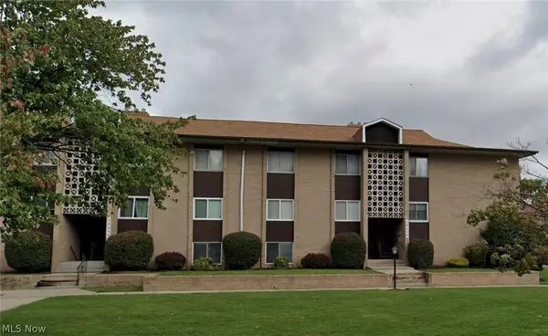 10408 N Church Drive #420, Parma Heights, OH 44130