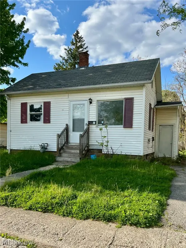 429 14th Street, Elyria, OH 44035