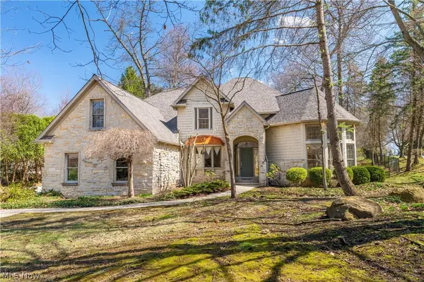 5412 Downingsgate Nw Circle, Canton, OH 44718