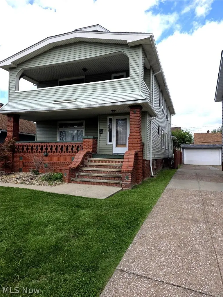 9913 Greenview Avenue, Garfield Heights, OH 44125 - #3