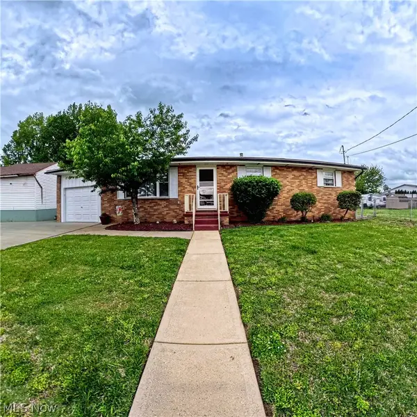 708 Circle Drive, Belpre, OH 45714