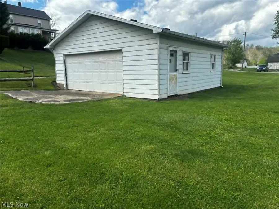 155 Hanna, Adena, OH 43901 - #2
