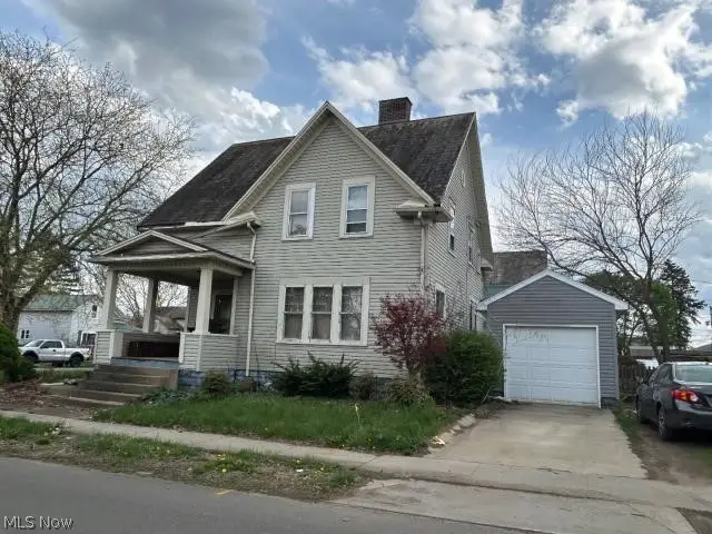 152 North Ne Avenue, New Philadelphia, OH 44663 - #3
