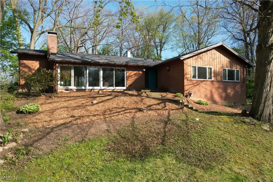 2930 Valley Lane, Sandusky, OH 44870 - #2