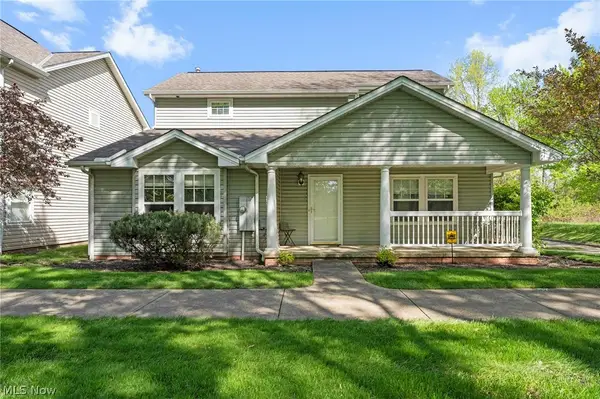 4982 Penny Lane, North Olmsted, OH 44070