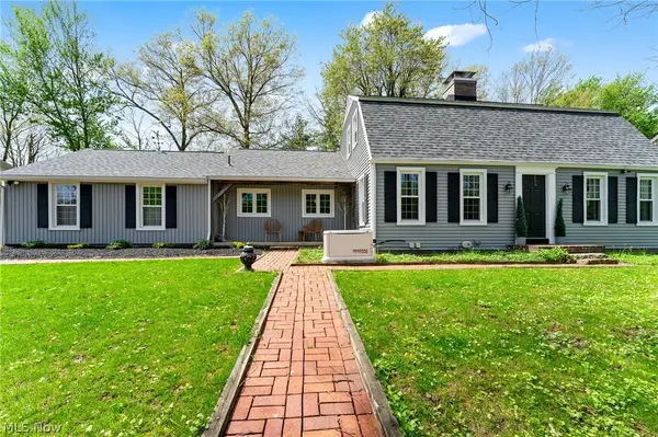 830 Blueberry Hill Drive, Canfield, OH 44406