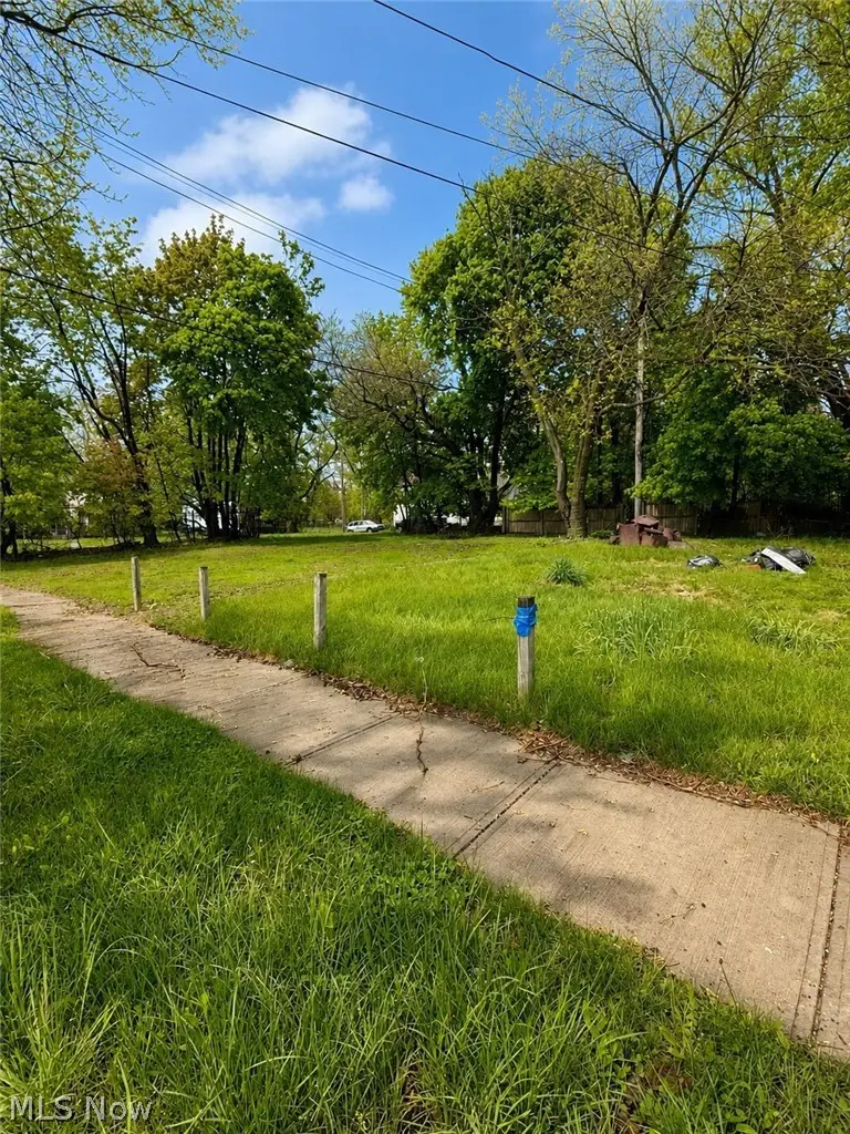 1633 E 70th Street, Cleveland, OH 44103 - #2