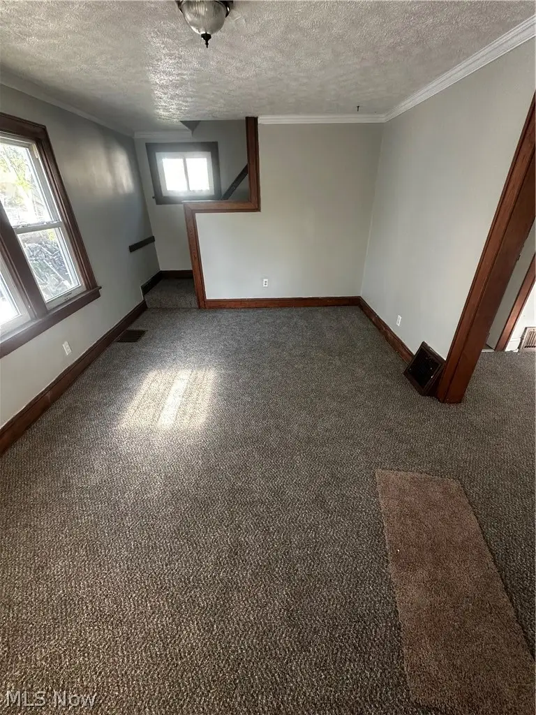 535 Mohawk Avenue, Akron, OH 44305 - #2