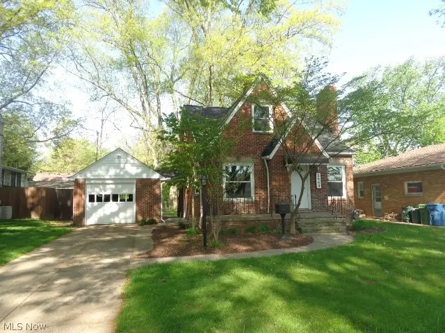 5840 Queens Highway, Parma Heights, OH 44130 - #1