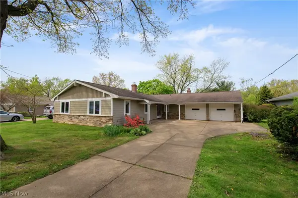 30200 Crestview Drive, Bay Village, OH 44140