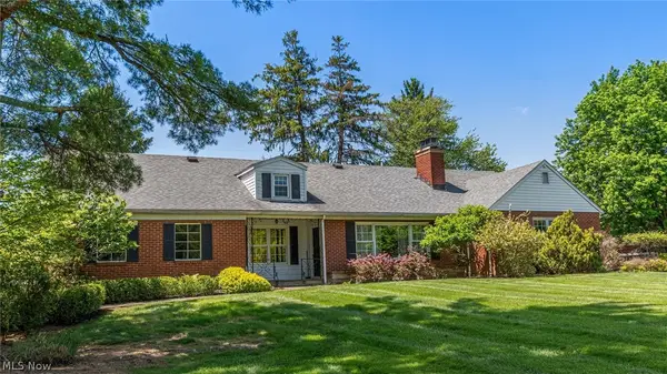 3155 E Highland Drive, Zanesville, OH 43701