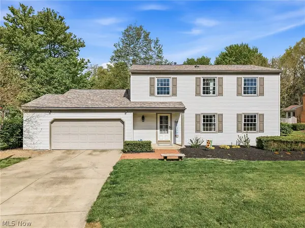 658 Burning Oaks Ne Drive, Warren, OH 44484