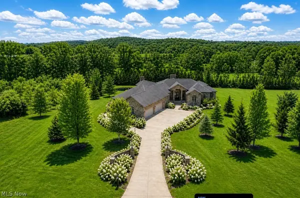 5052 Stone Ridge Drive, Richfield, OH 44286