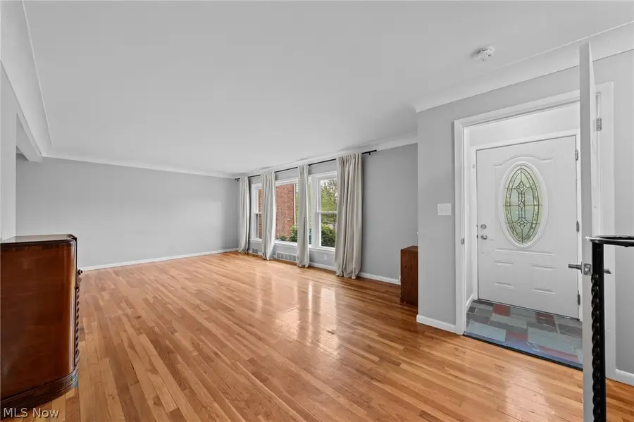 3873 Washington Boulevard, University Heights, OH 44118 - #2