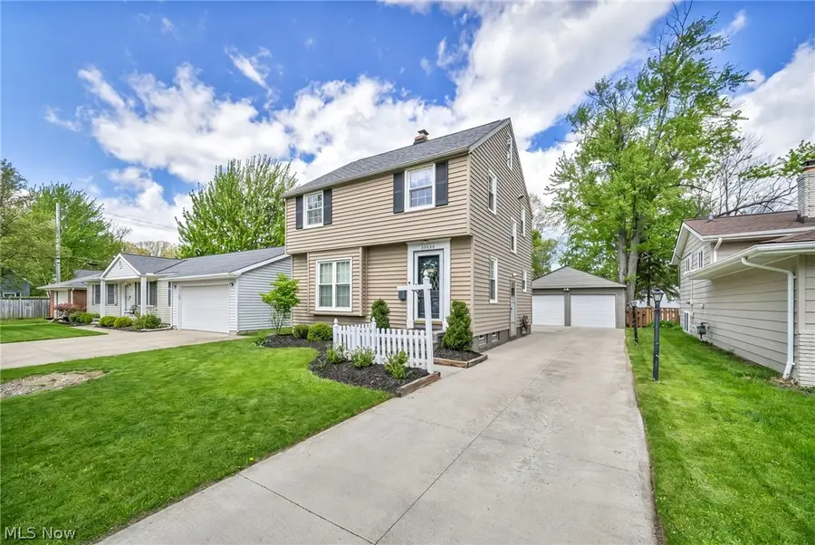 20944 Woodstock Avenue, Fairview Park, OH 44126 - #2