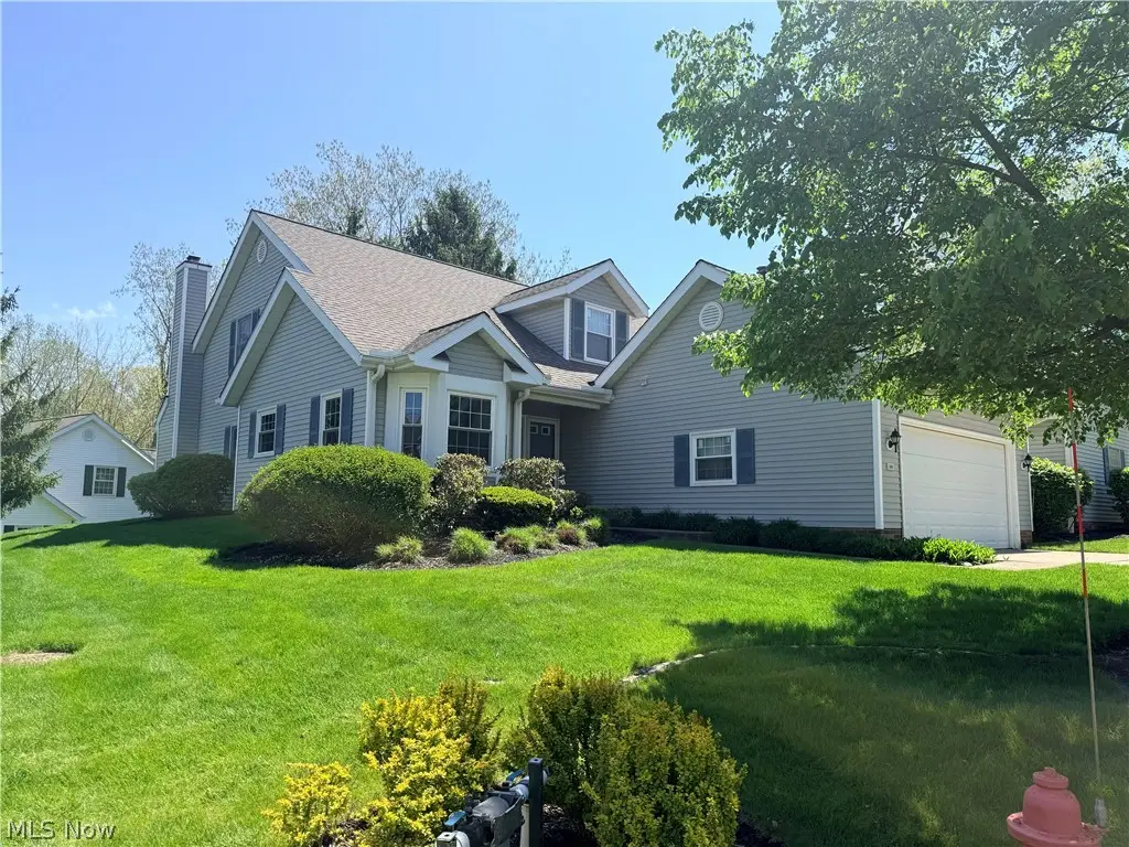 201 Steeplechase, Willoughby Hills, OH 44092 - #1