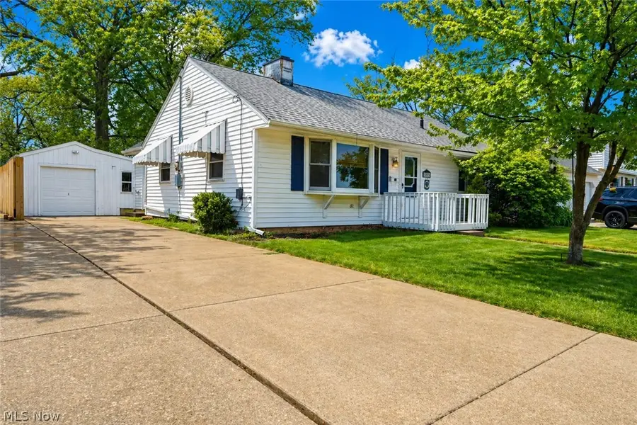 229 Lexington Avenue, Elyria, OH 44035 - #2