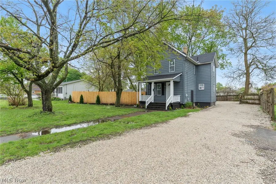 2014 25th Ne Street, Canton, OH 44705 - #2