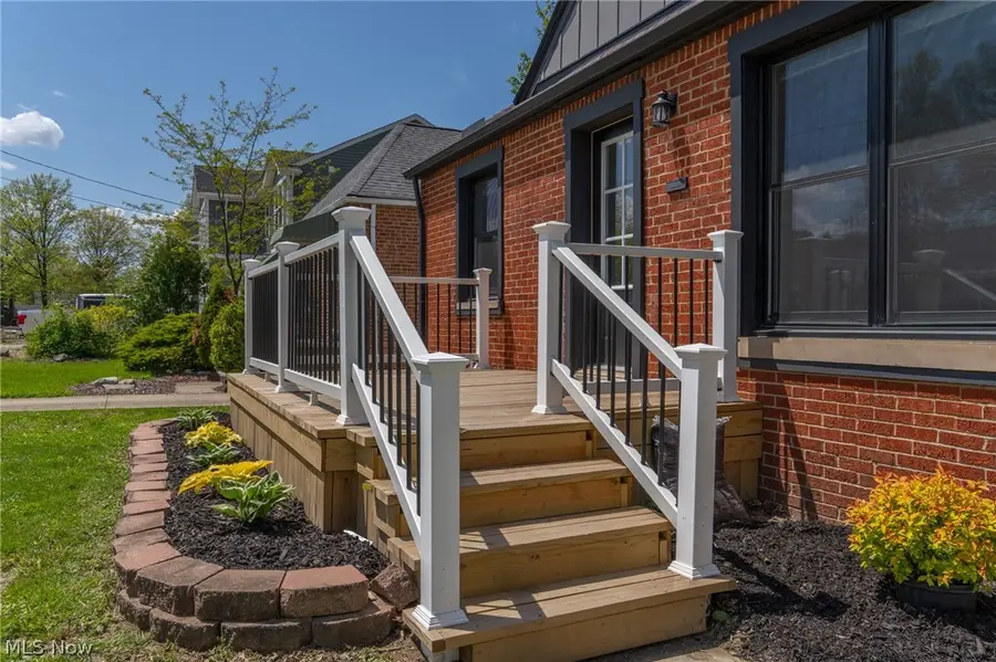 37 Arlington Circle, Wickliffe, OH 44092 - #2