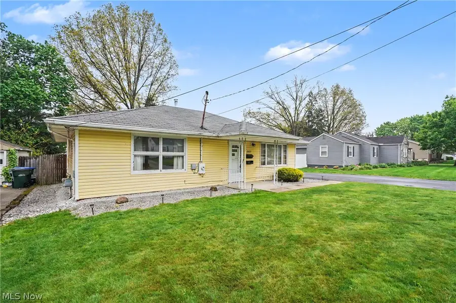 2651 11th Street, Cuyahoga Falls, OH 44221 - #2