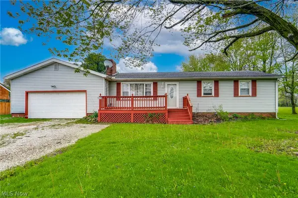 15390 Cenfield Ne Street, Alliance, OH 44601