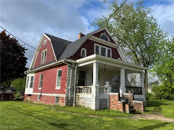 2007 Lincoln Nw Way, Massillon, OH 44647