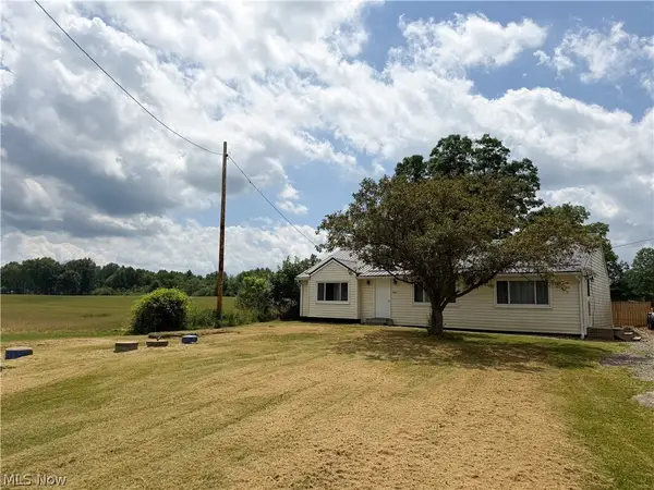 2807 Warren Burton Road, Southington, OH 44470