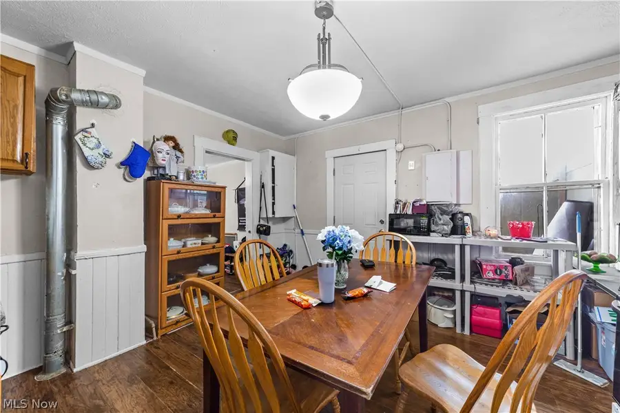 448 Delaware Avenue, Lorain, OH 44052 - #2