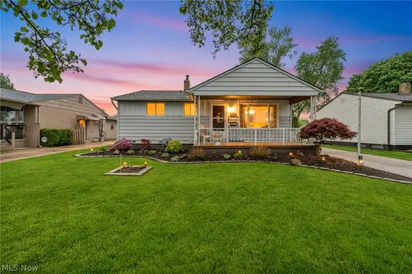 15425 Richard Drive, Brook Park, OH 44142