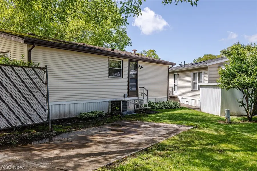 10 Birch Lane, Olmsted, OH 44138 - #2
