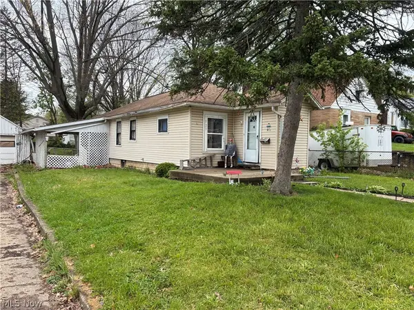 323 Harding Sw Avenue, Massillon, OH 44646