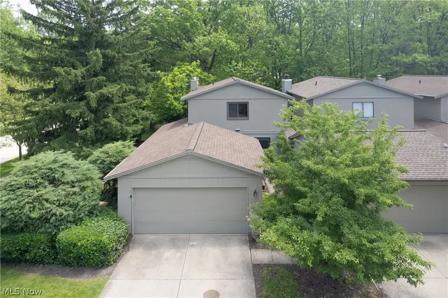 19533 Idlewood Trail #20-1, Strongsville, OH 44149 - #2